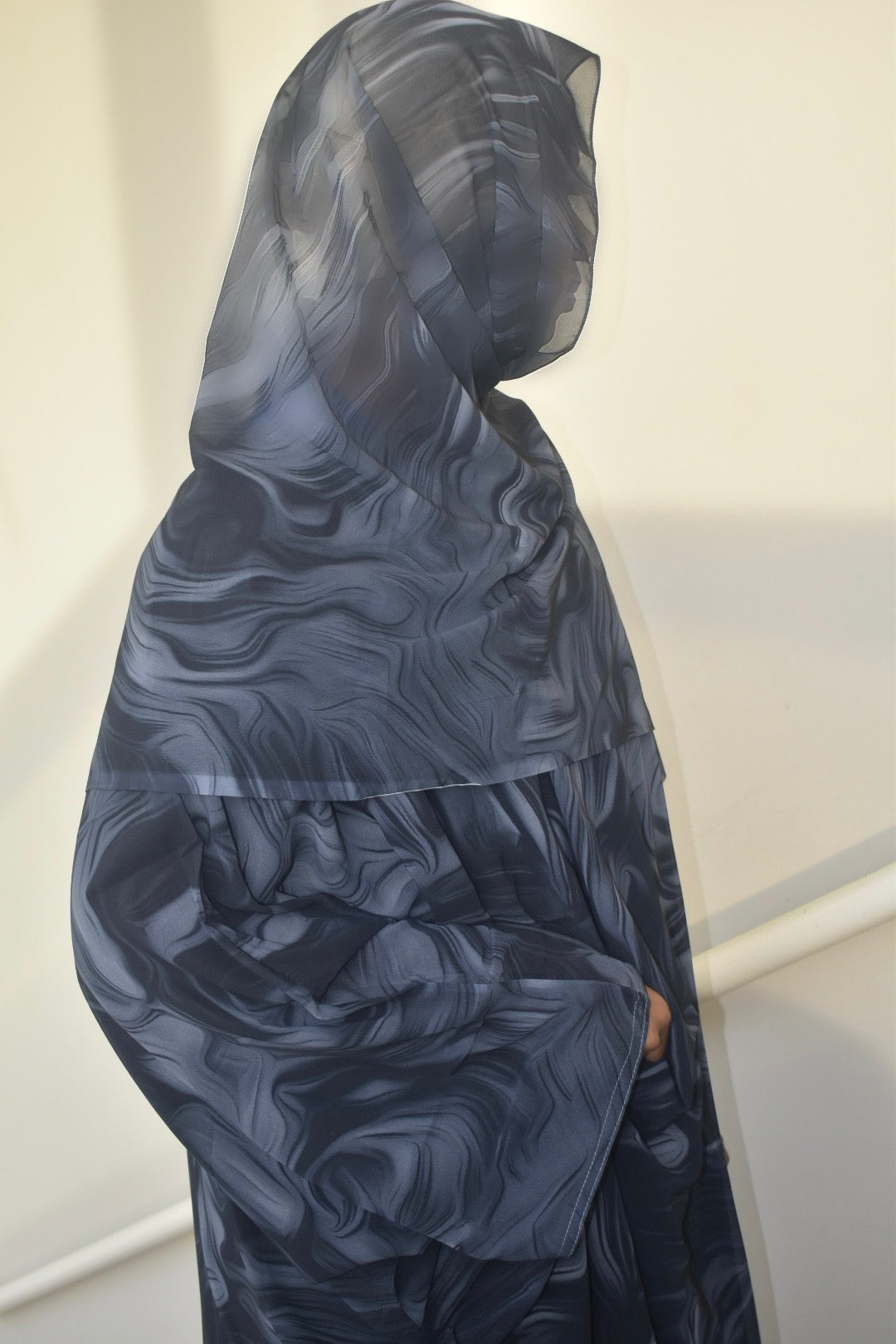 Black - AZRA ABAYA