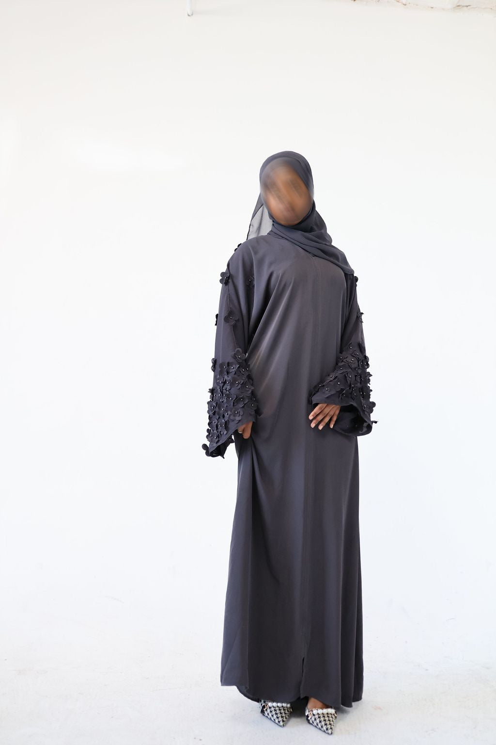 Ash - WARD ABAYA